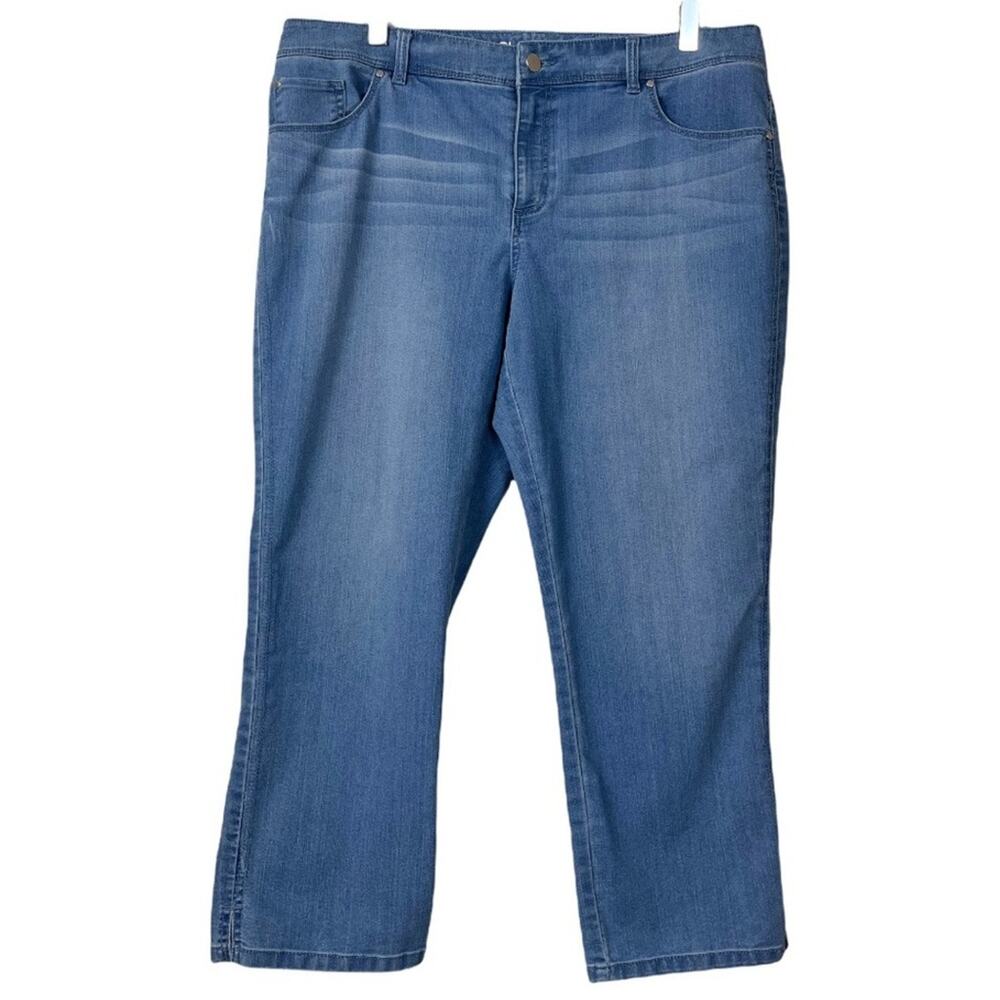 Chico’s Platinum Crop Light Wash Mid Rise Jeans Chico's Size 2 - Women's Size 12